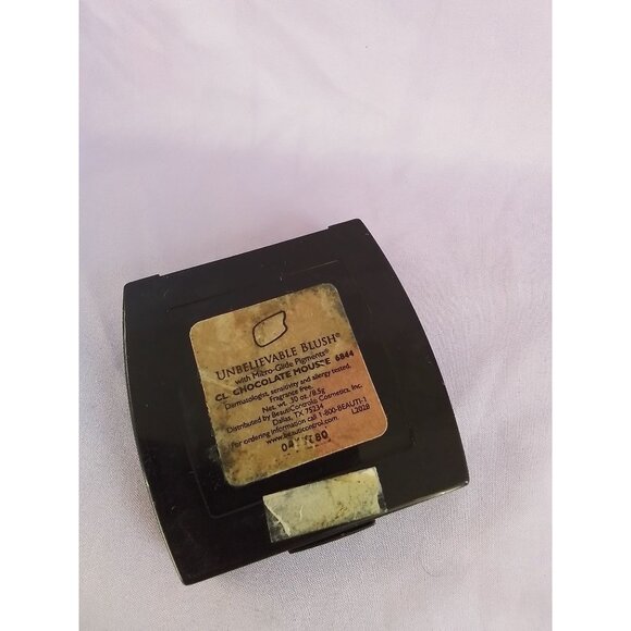 BeautiControl Unbelievable Blush Chocolate Mousse 6844 Brush & Mirror Compact - Picture 3 of 3